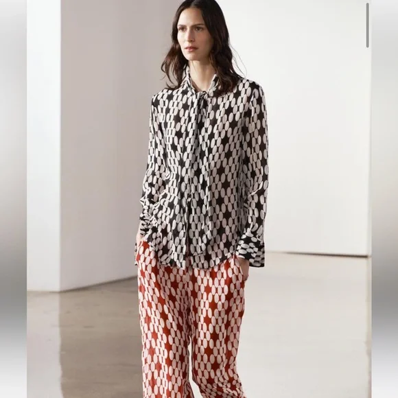 ZW Collection Printed Tied Shirt - Picture 4 of 6